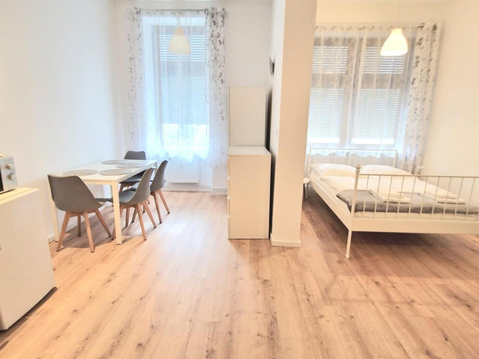 Family Studio Apartment For 4 Berlin Zewnętrze zdjęcie