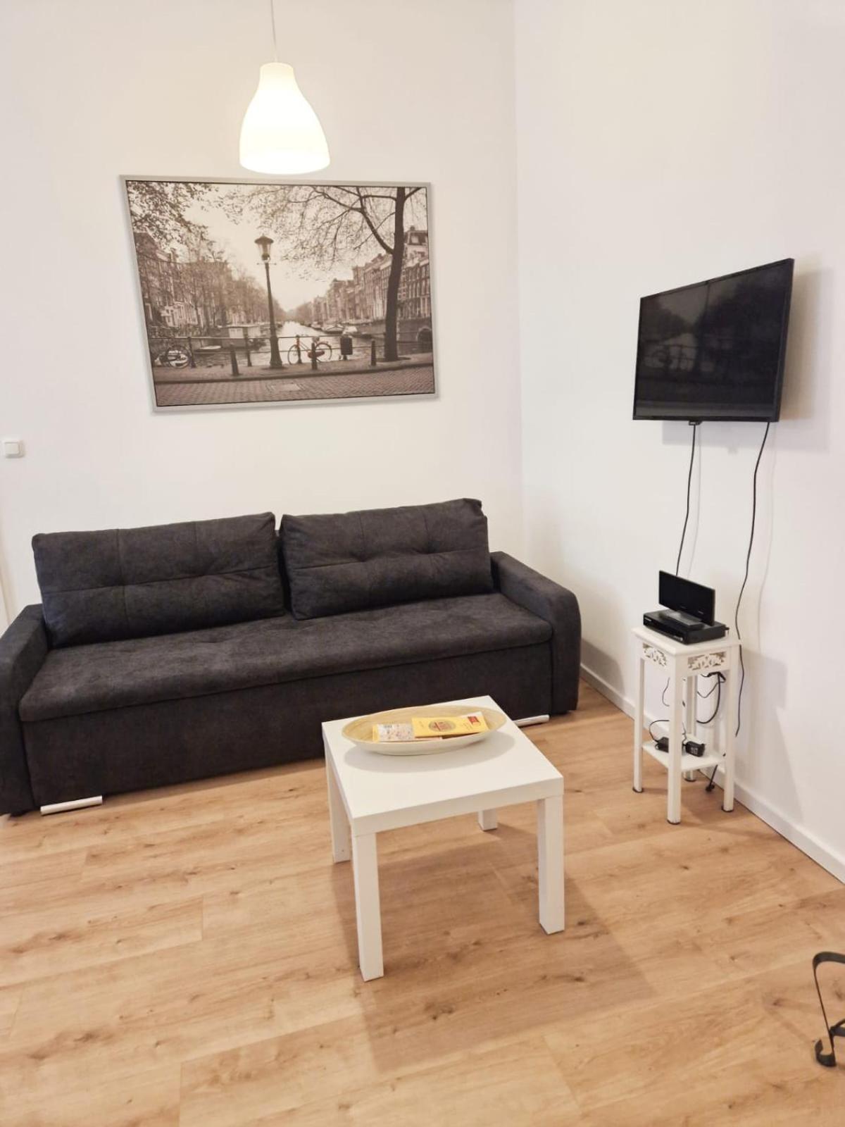Family Studio Apartment For 4 Berlin Zewnętrze zdjęcie